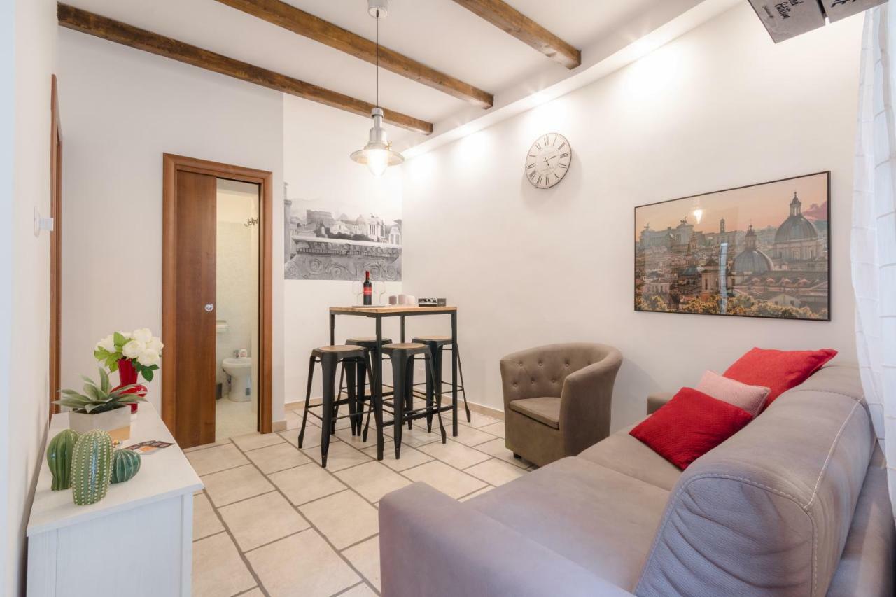Leonina 75 Holidays Rome Exterior photo